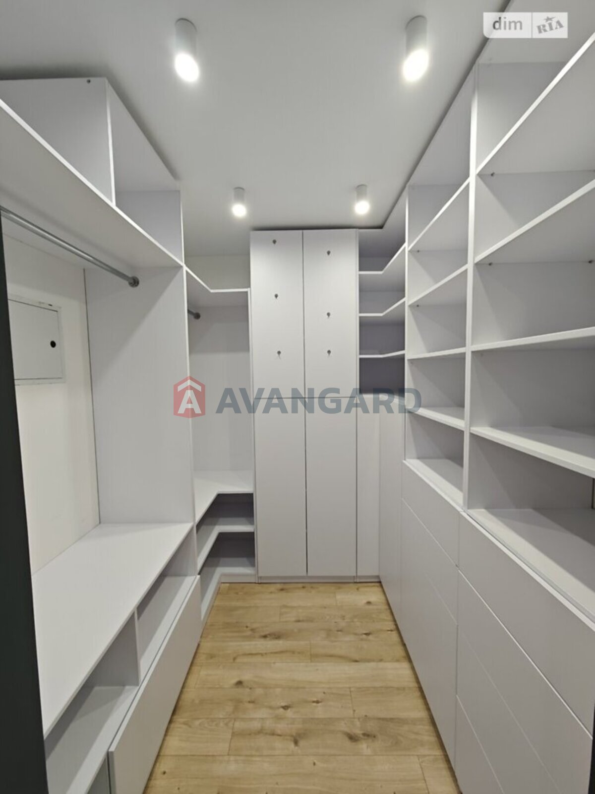 2 комн. квартира, 80/50/22 кв. м., 16/18 этаж фото 18 2 комн. квартира, 80/50/22 кв. м., 16/18 этаж фото 18