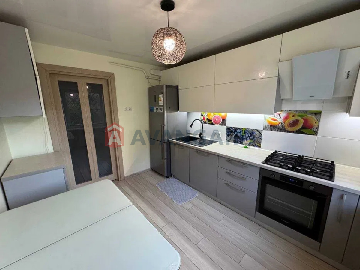 3 кім. квартира, 67/-/9,6 кв. м., 1/9 поверх фото 5 3 кім. квартира, 67/-/9,6 кв. м., 1/9 поверх фото 5