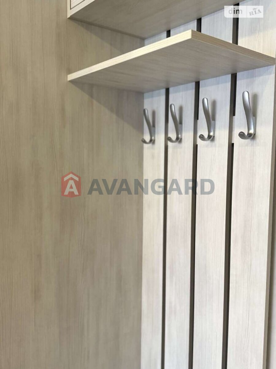 4 кім. квартира, 109/-/- кв. м., 4/5 поверх фото 22 4 кім. квартира, 109/-/- кв. м., 4/5 поверх фото 22