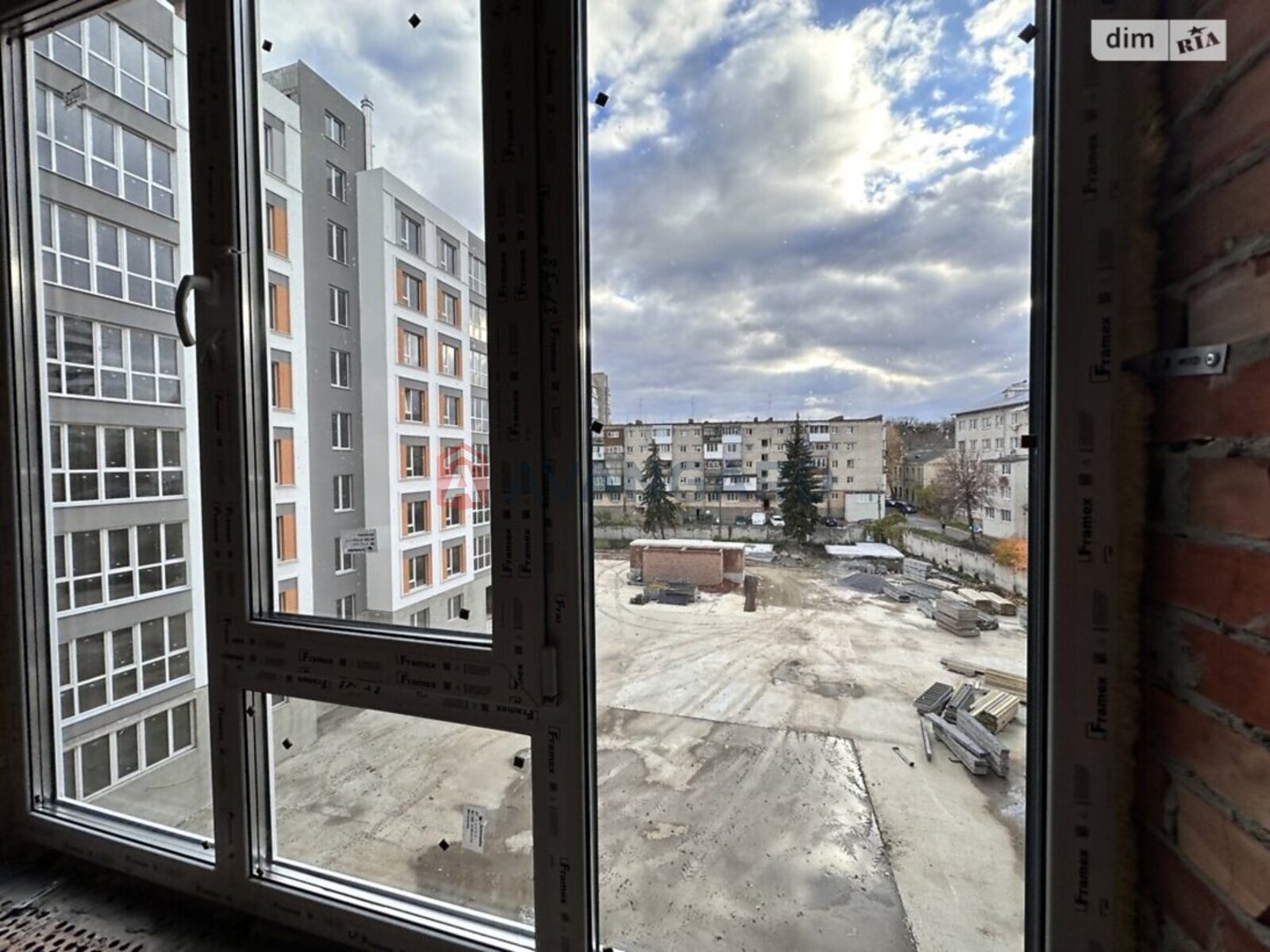 1 комн. квартира, 49/-/15 кв. м., 4/8 этаж фото 7 1 комн. квартира, 49/-/15 кв. м., 4/8 этаж фото 7