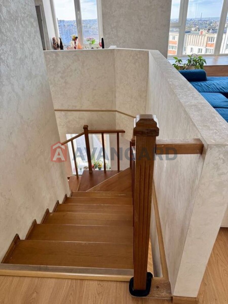 6 комн. квартира, 215/-/15 кв. м., 9/10 этаж фото 18 6 комн. квартира, 215/-/15 кв. м., 9/10 этаж фото 18