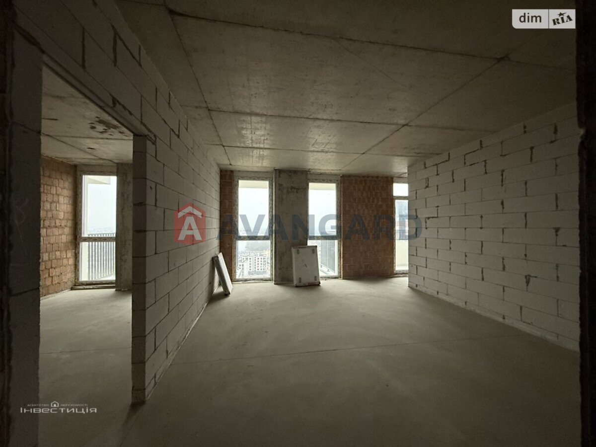 2 кім. квартира, 65/-/- кв. м., 13/20 поверх фото 3 2 кім. квартира, 65/-/- кв. м., 13/20 поверх фото 3