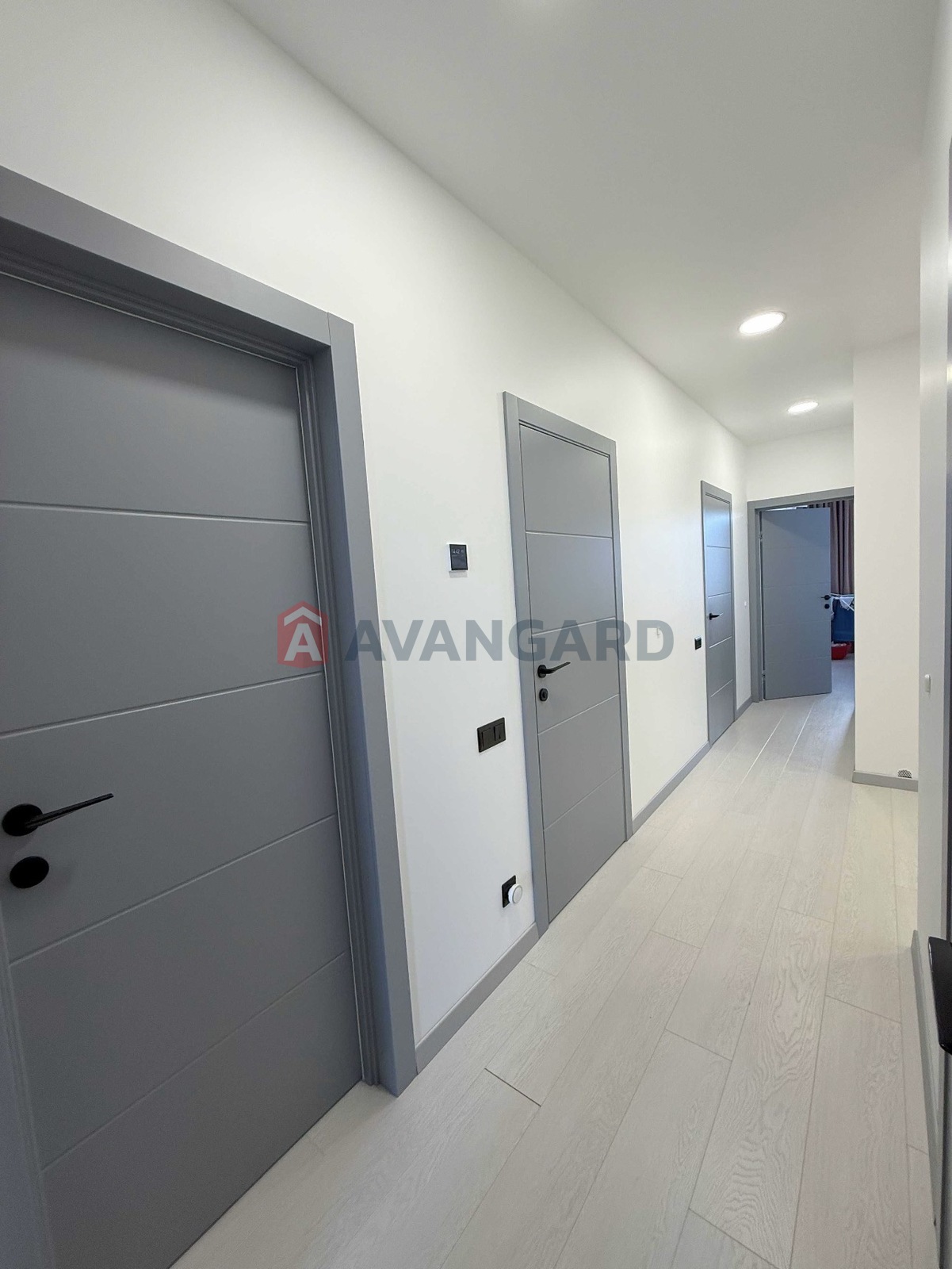 3 кім. квартира, 90/69/18 кв. м., 9/9 поверх фото 16 3 кім. квартира, 90/69/18 кв. м., 9/9 поверх фото 16