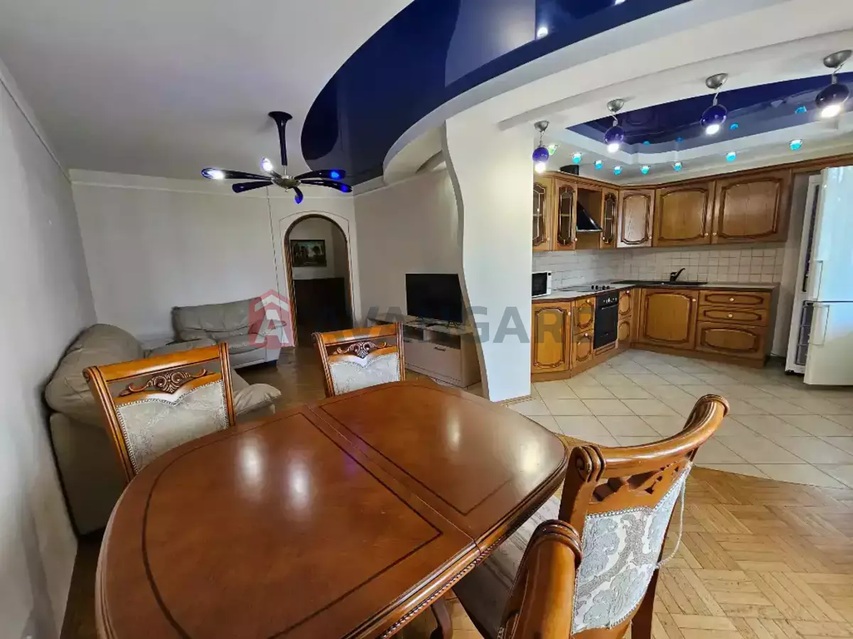 3 комн. квартира, 80/40/10 кв. м., 3/16 этаж фото 11 3 комн. квартира, 80/40/10 кв. м., 3/16 этаж фото 11