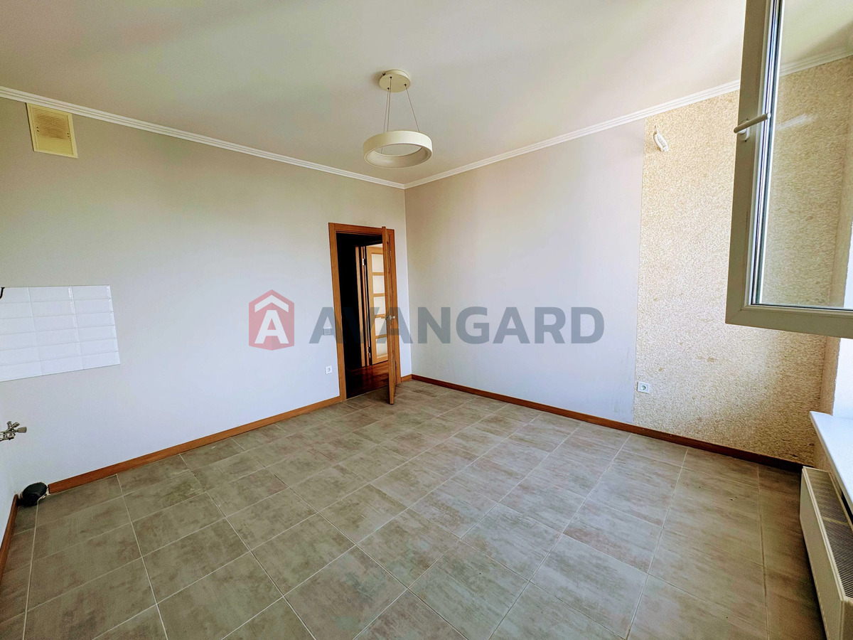 3 кім. квартира, 84/-/14 кв. м., 18/25 поверх фото 7 3 кім. квартира, 84/-/14 кв. м., 18/25 поверх фото 7