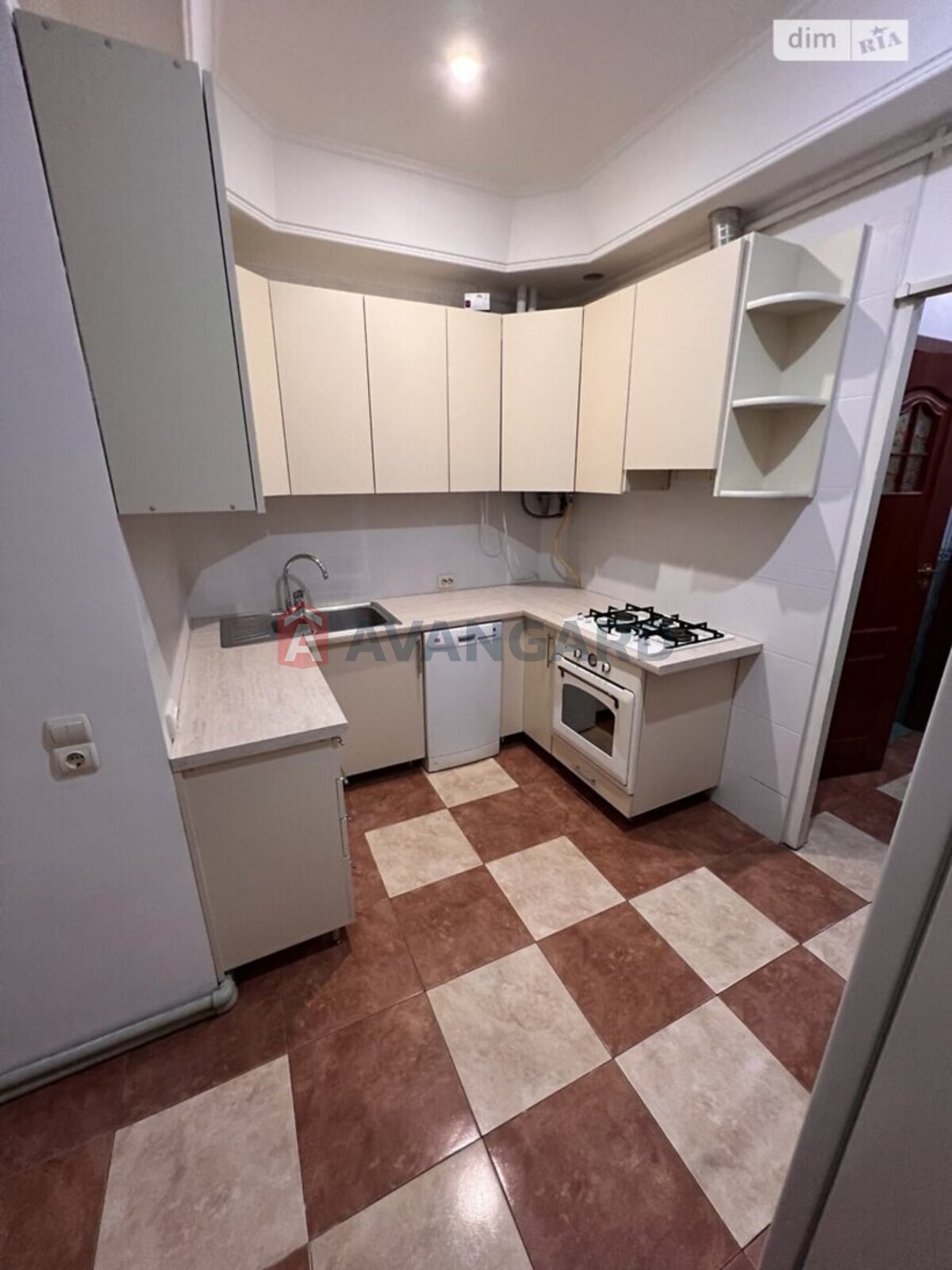 3 комн. квартира, 95/-/- кв. м., 2/3 этаж фото 14 3 комн. квартира, 95/-/- кв. м., 2/3 этаж фото 14