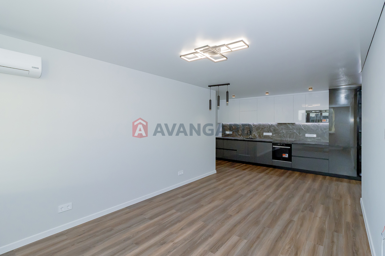 3 кім. квартира, 78/34/30 кв. м., 8/23 поверх фото 3 3 кім. квартира, 78/34/30 кв. м., 8/23 поверх фото 3