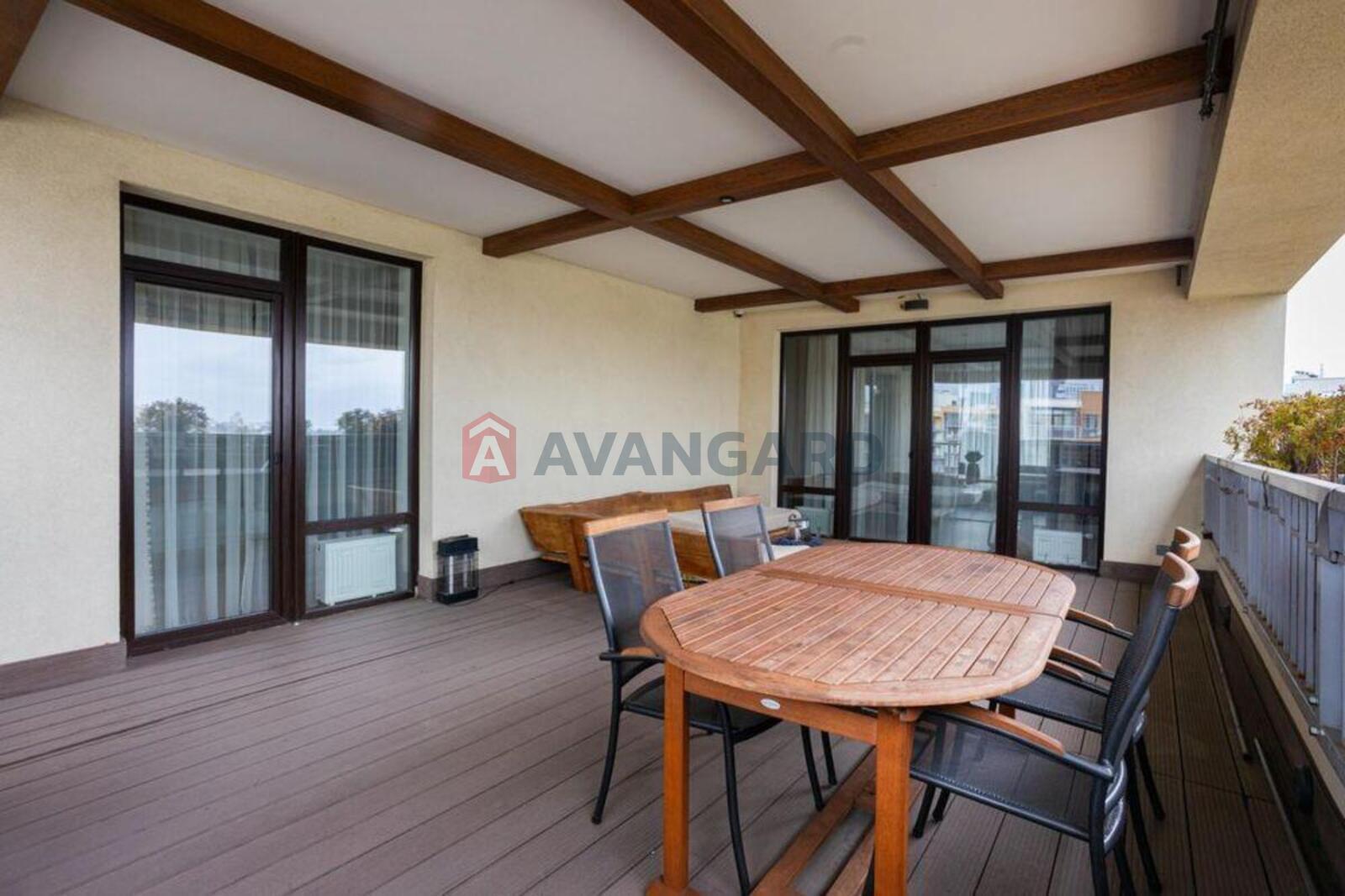 4 кім. квартира, 152/-/67 кв. м., 6/6 поверх фото 19 4 кім. квартира, 152/-/67 кв. м., 6/6 поверх фото 19