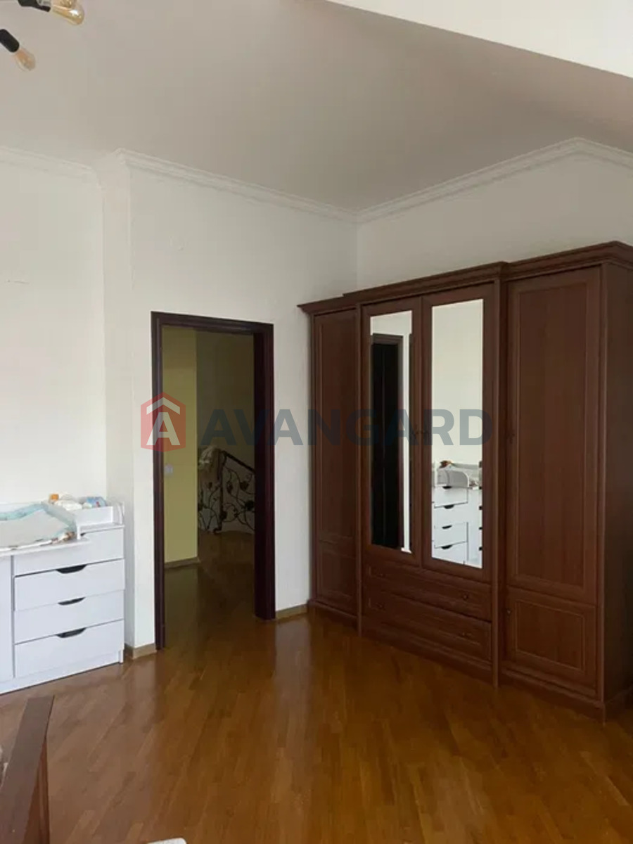 4 комн. квартира, 133/-/12 кв. м., 6/6 этаж фото 9 4 комн. квартира, 133/-/12 кв. м., 6/6 этаж фото 9