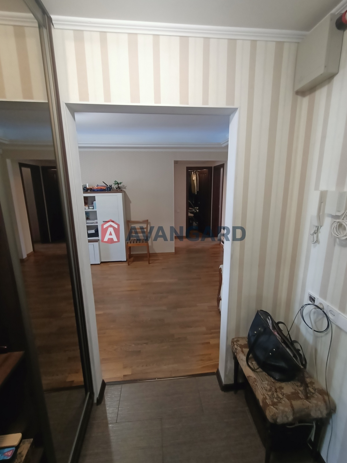 3 кім. квартира, 72/-/10 кв. м., 2/9 поверх фото 16 3 кім. квартира, 72/-/10 кв. м., 2/9 поверх фото 16