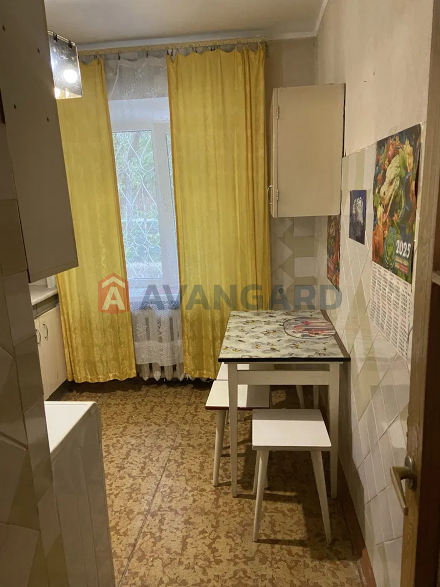 2 кім. квартира, 42/-/6 кв. м., 1/5 поверх фото 4 2 кім. квартира, 42/-/6 кв. м., 1/5 поверх фото 4