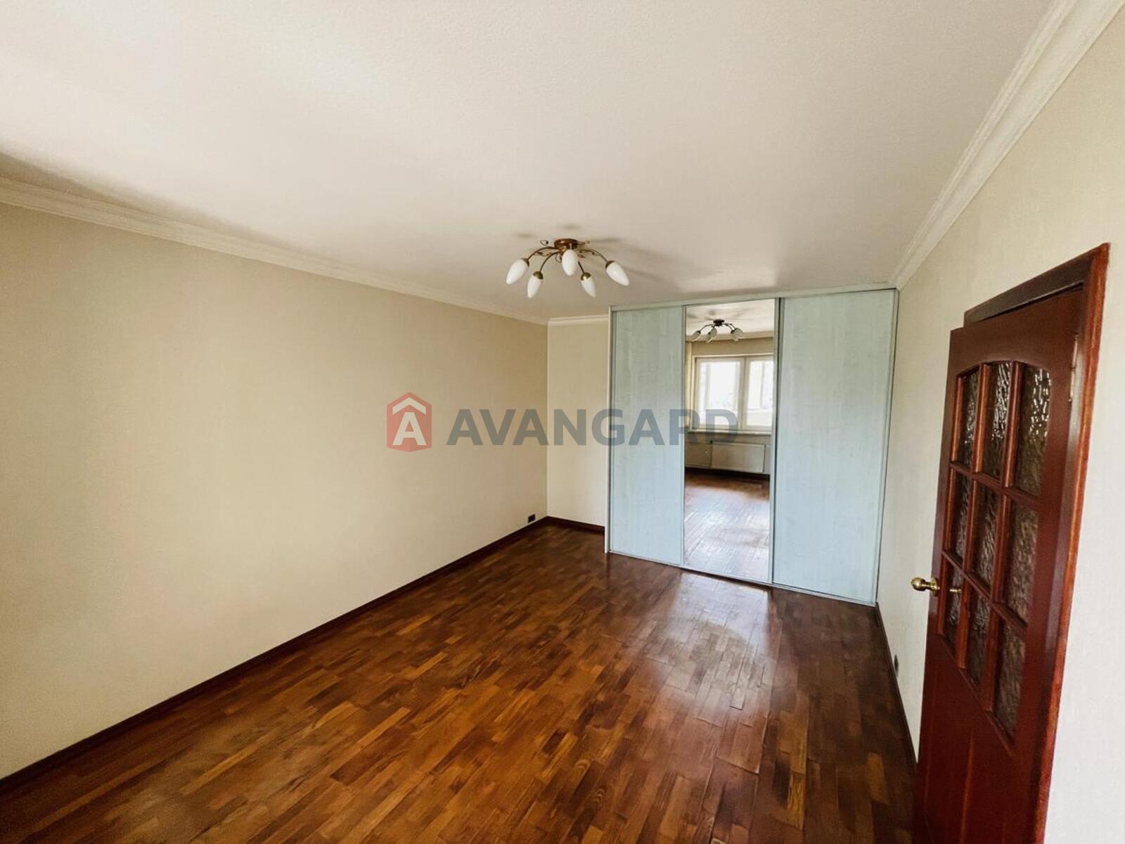 3 комн. квартира, 82/53/10 кв. м., 8/10 этаж фото 4 3 комн. квартира, 82/53/10 кв. м., 8/10 этаж фото 4