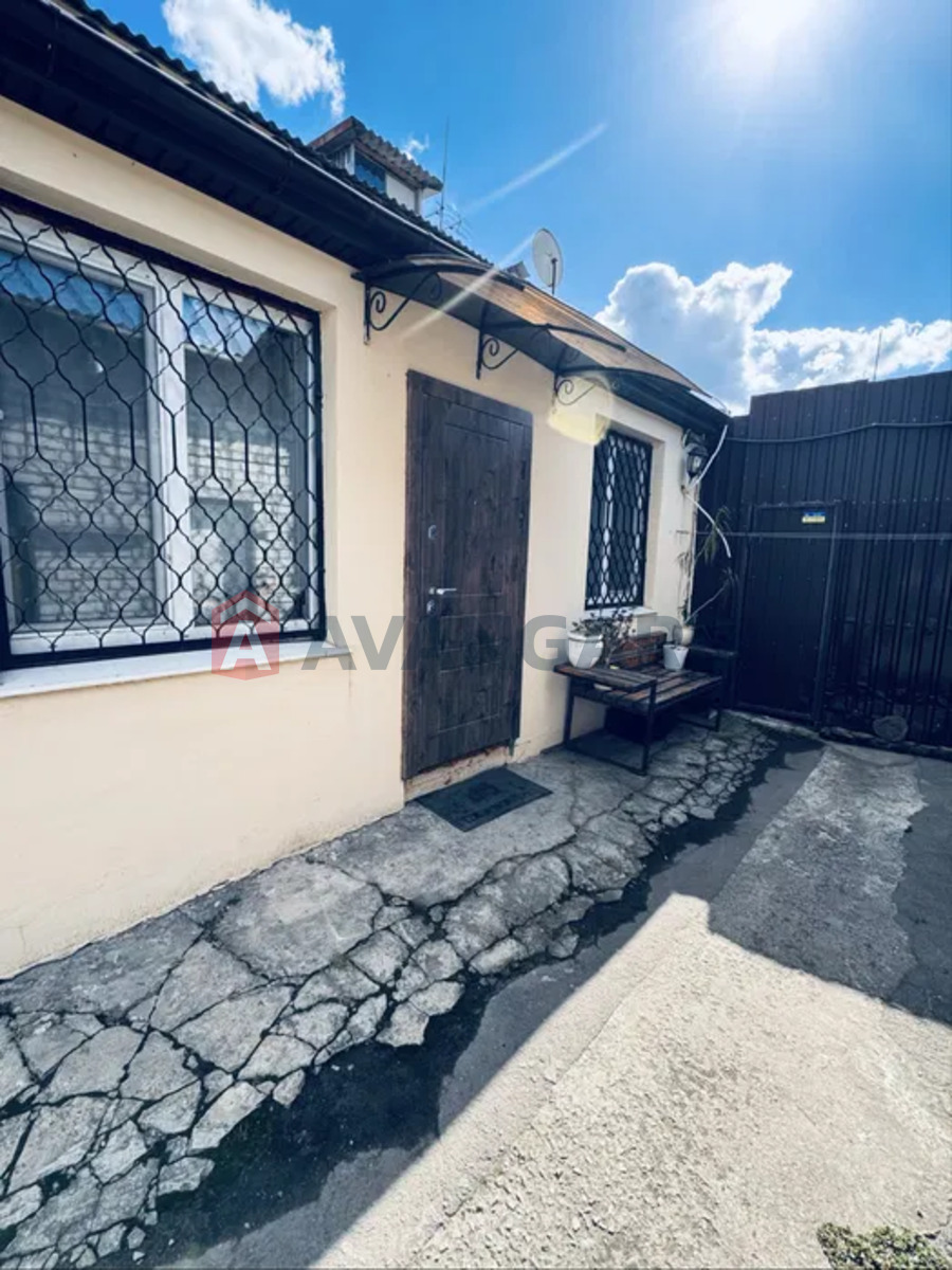 2 кім. квартира, 60/-/4 кв. м., 1/2 поверх фото 3 2 кім. квартира, 60/-/4 кв. м., 1/2 поверх фото 3