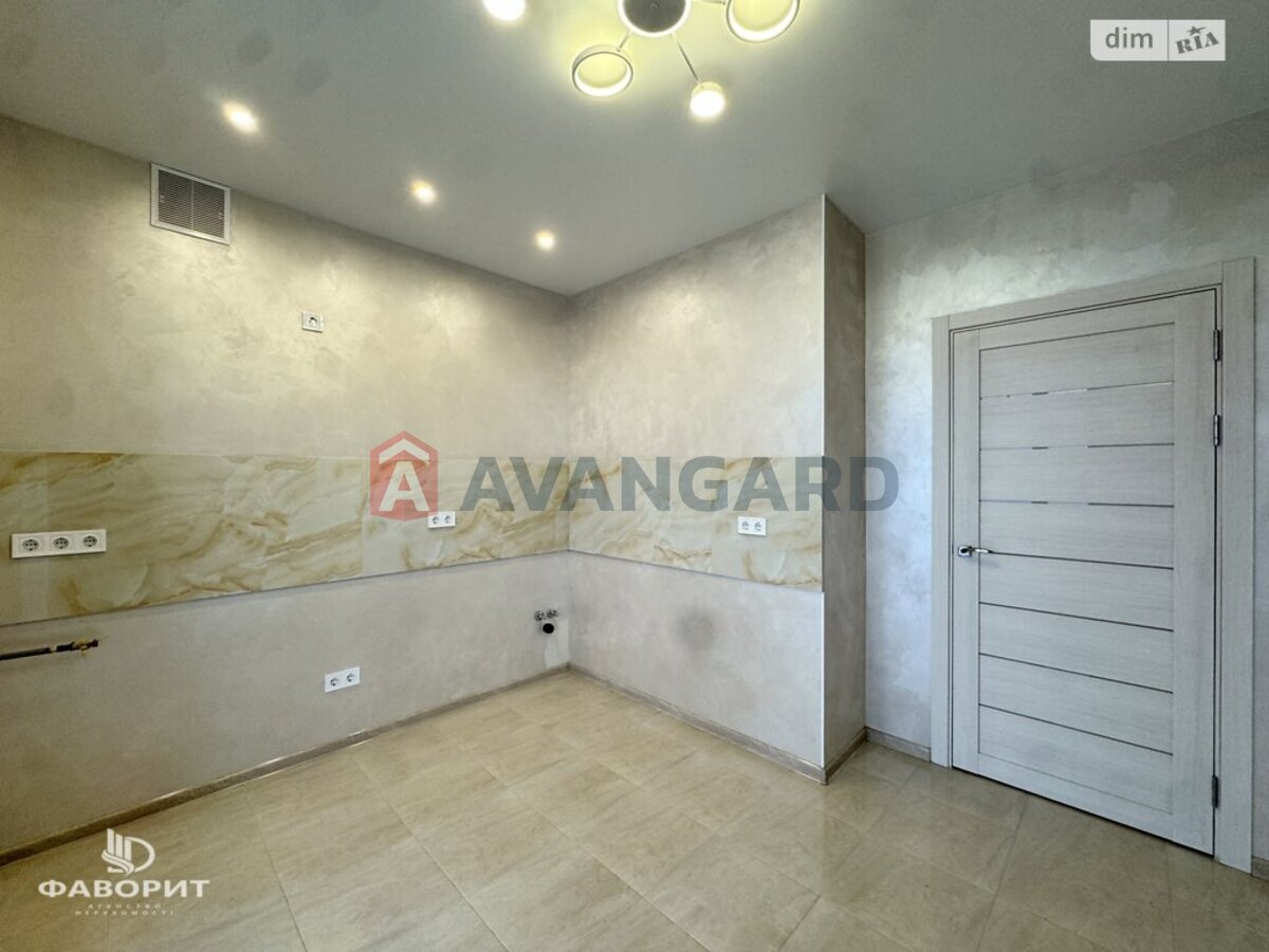 1 кім. квартира, 40/16/14 кв. м., 10/10 поверх фото 5 1 кім. квартира, 40/16/14 кв. м., 10/10 поверх фото 5