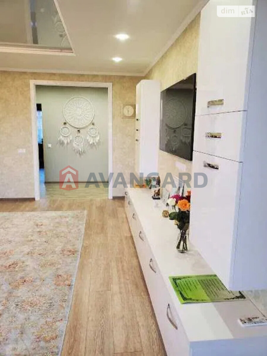 2 кім. квартира, 82/51/11 кв. м., 8/12 поверх фото 5 2 кім. квартира, 82/51/11 кв. м., 8/12 поверх фото 5