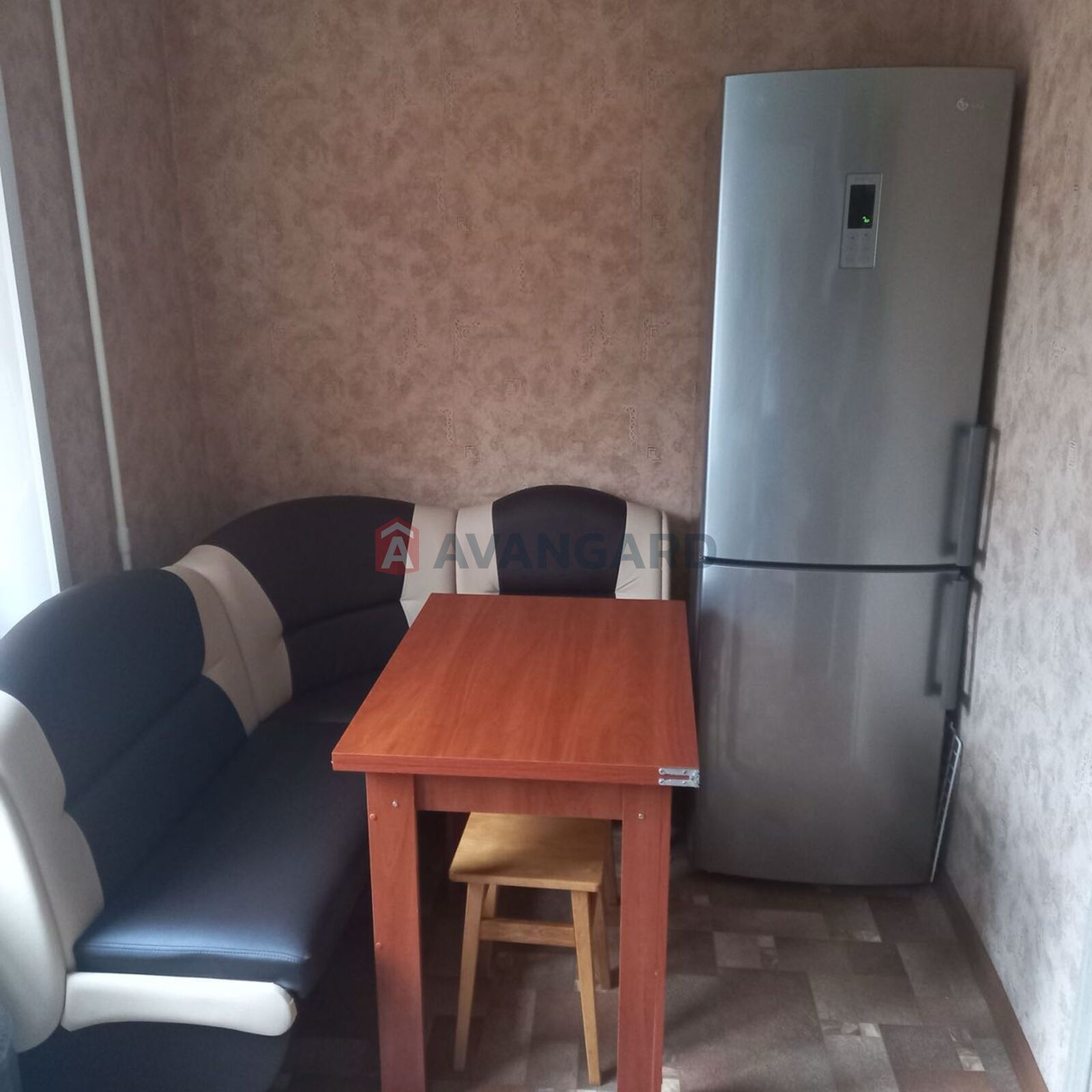 3 комн. квартира, 70/43/8 кв. м., 1/9 этаж фото 4 3 комн. квартира, 70/43/8 кв. м., 1/9 этаж фото 4