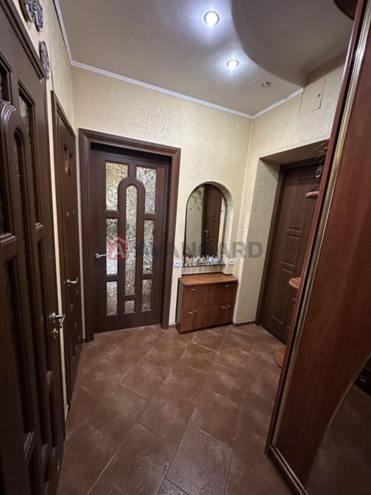 2 комн. квартира, 61/-/11 кв. м., 1/4 этаж фото 5 2 комн. квартира, 61/-/11 кв. м., 1/4 этаж фото 5