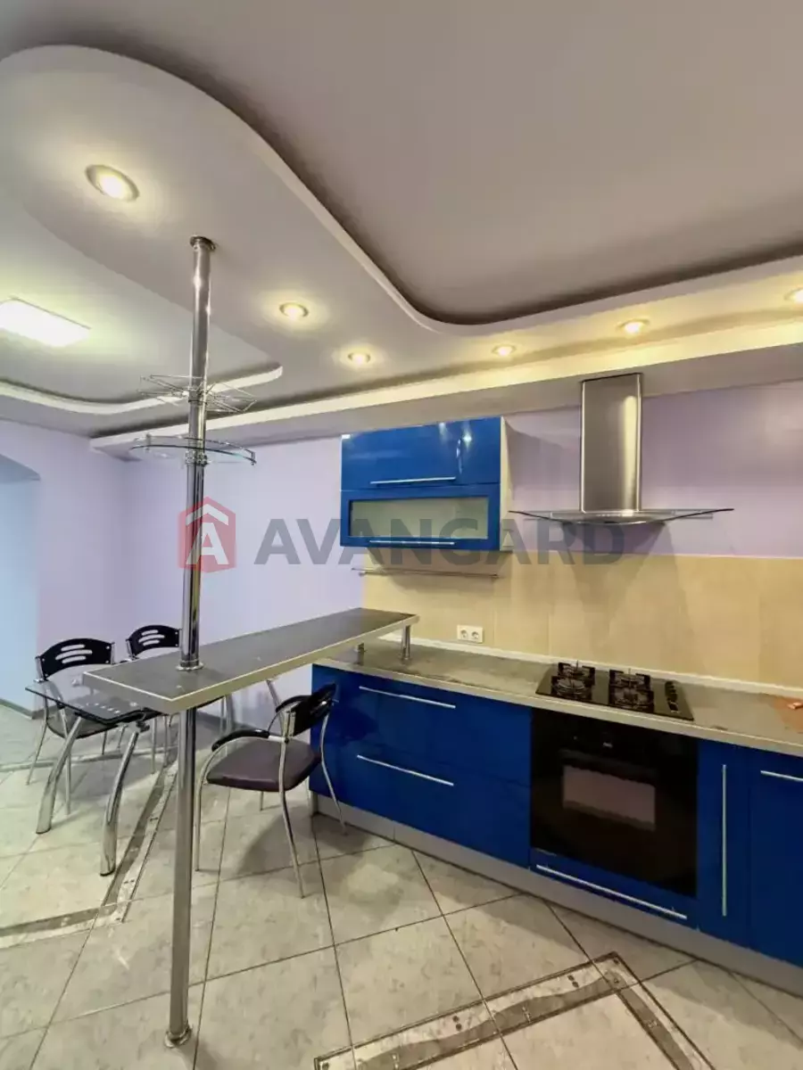 3 кім. квартира, 110/63/20 кв. м., 2/9 поверх фото 2 3 кім. квартира, 110/63/20 кв. м., 2/9 поверх фото 2