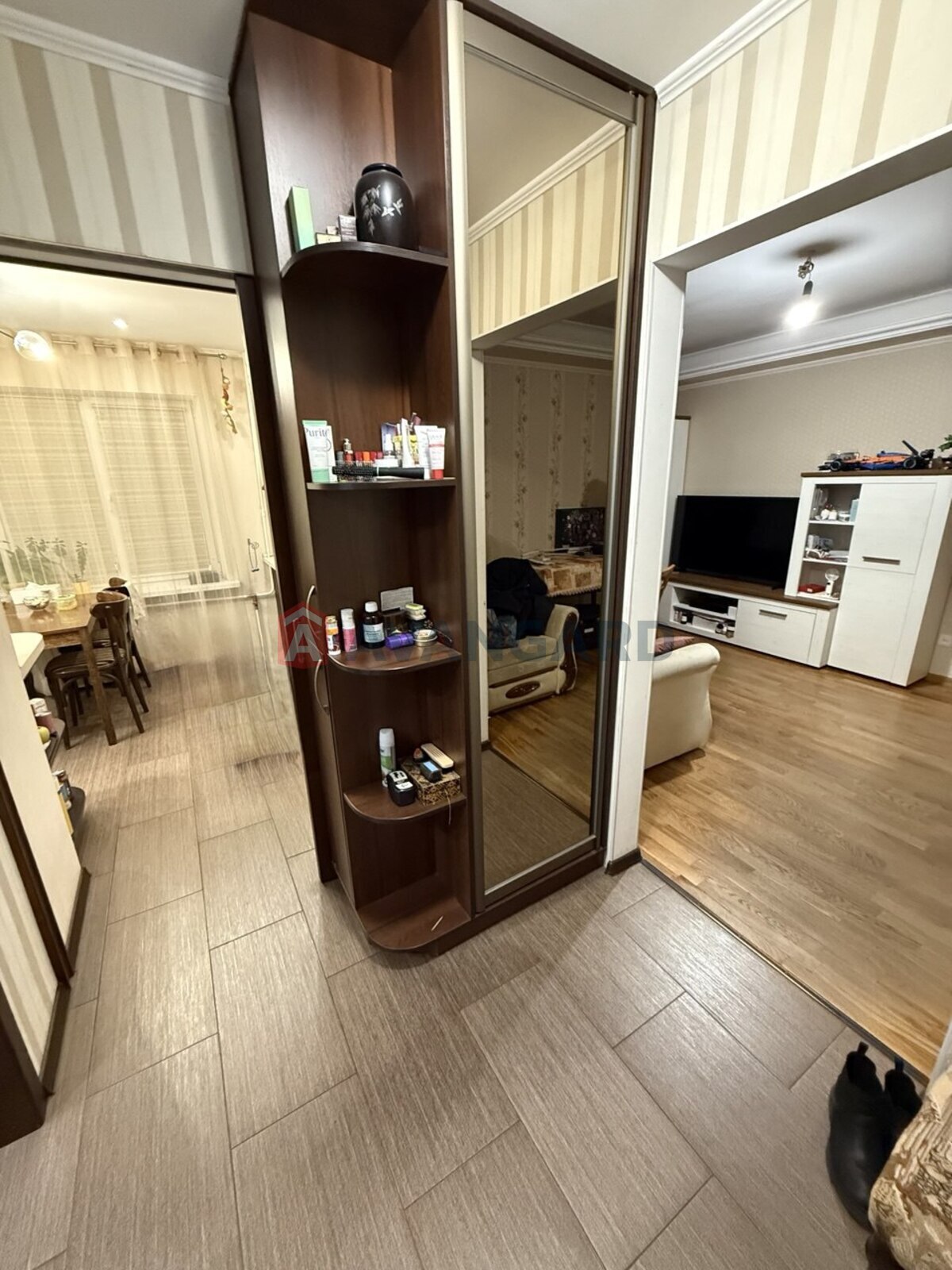 3 кім. квартира, 72/-/10 кв. м., 2/9 поверх фото 9 3 кім. квартира, 72/-/10 кв. м., 2/9 поверх фото 9