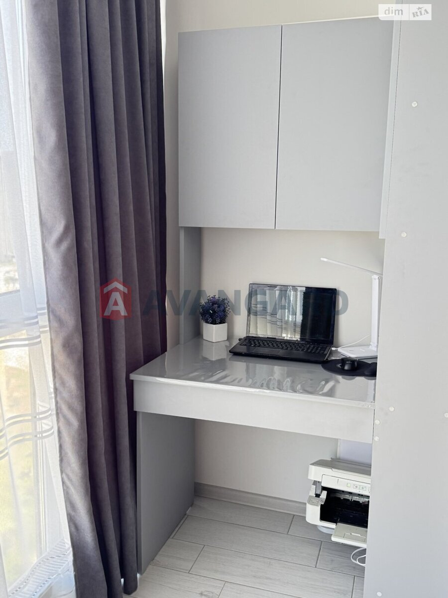 2 кім. квартира, 78/30/25 кв. м., 9/9 поверх фото 15 2 кім. квартира, 78/30/25 кв. м., 9/9 поверх фото 15