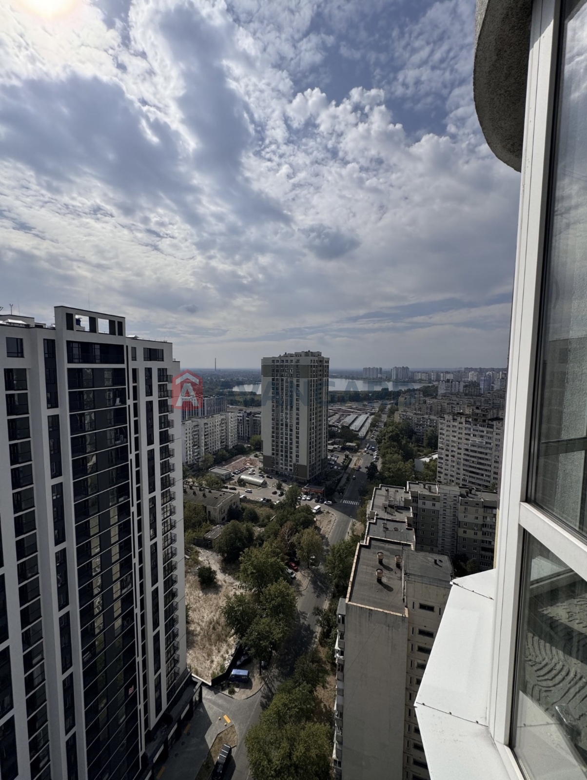 4 кім. квартира, 95/-/35 кв. м., 25/25 поверх фото 6 4 кім. квартира, 95/-/35 кв. м., 25/25 поверх фото 6