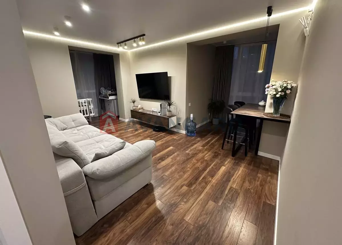 2 кім. квартира, 57/-/- кв. м., 8/10 поверх фото 3 2 кім. квартира, 57/-/- кв. м., 8/10 поверх фото 3