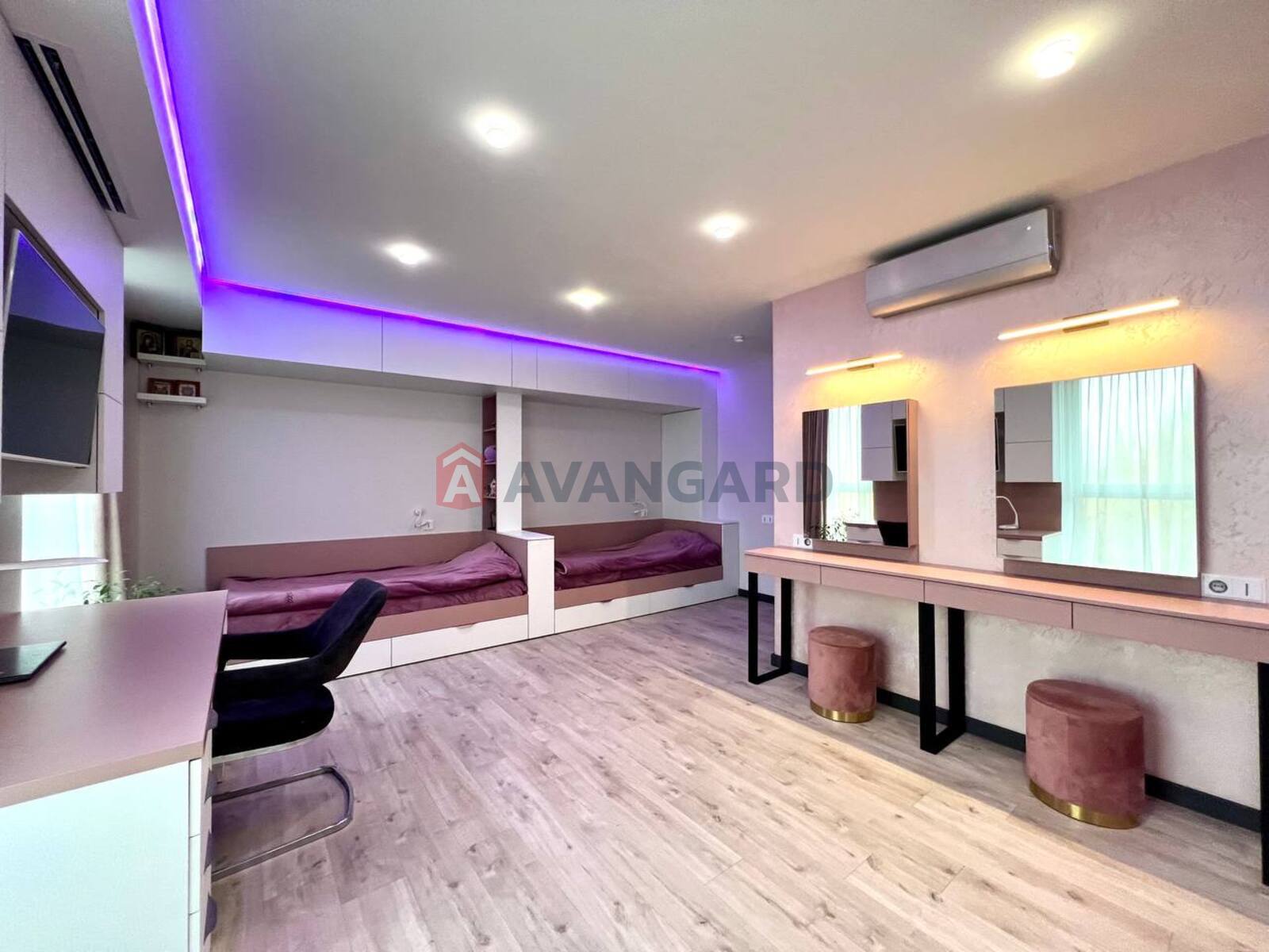 3 кім. квартира, 138/40/40 кв. м., 4/17 поверх фото 10 3 кім. квартира, 138/40/40 кв. м., 4/17 поверх фото 10