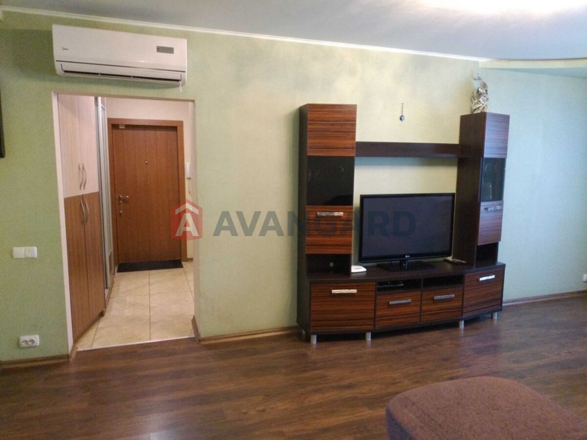 4 кім. квартира, 86/-/10 кв. м., 10/10 поверх фото 6 4 кім. квартира, 86/-/10 кв. м., 10/10 поверх фото 6