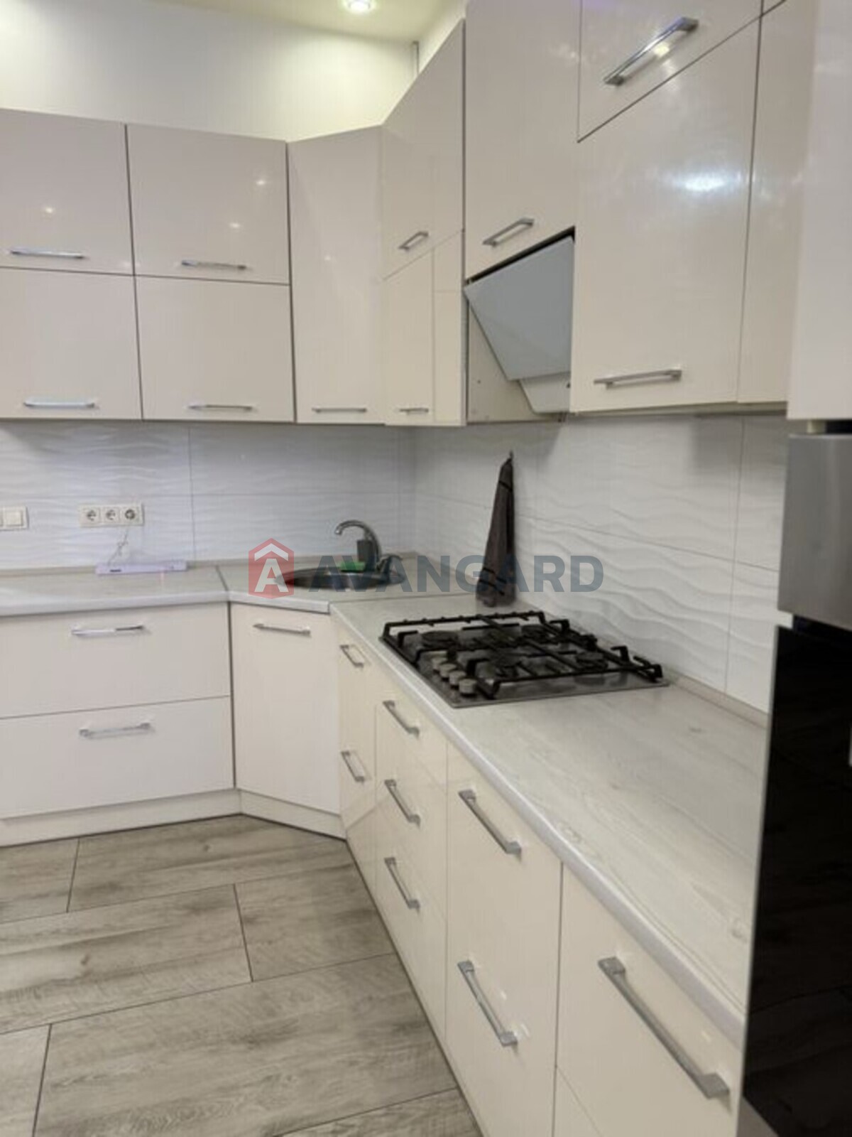 1 кім. квартира, 40/-/25 кв. м., 2/9 поверх фото 4 1 кім. квартира, 40/-/25 кв. м., 2/9 поверх фото 4