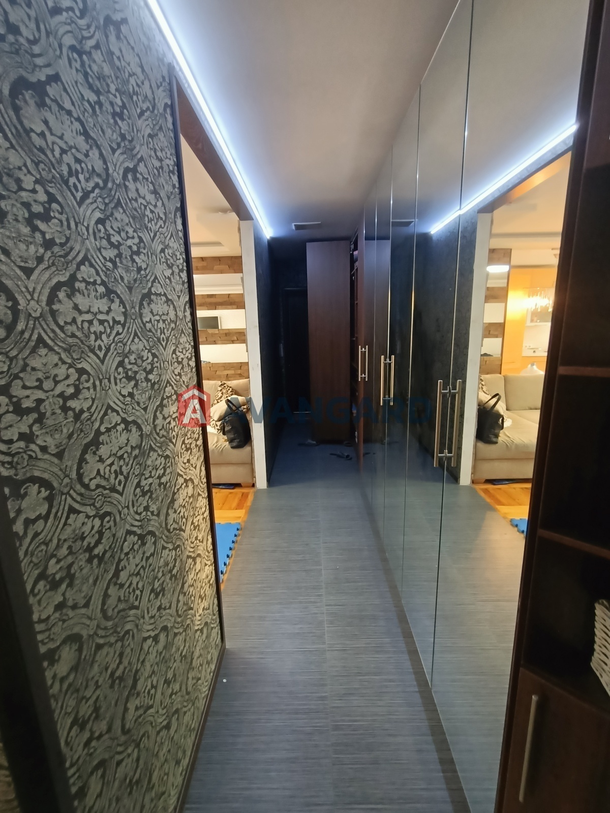 3 кім. квартира, 68/-/14 кв. м., 6/9 поверх фото 9 3 кім. квартира, 68/-/14 кв. м., 6/9 поверх фото 9