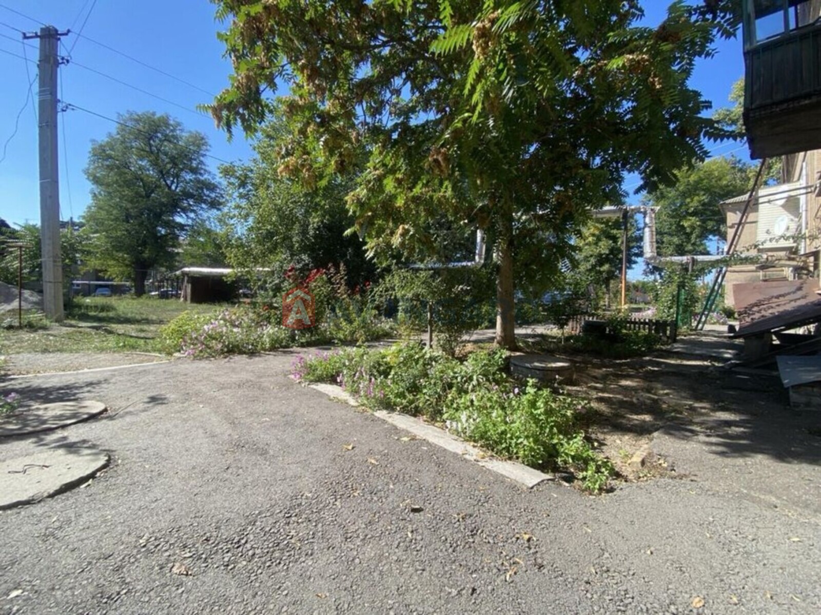 2 кім. квартира, 40/-/8 кв. м., 1/2 поверх фото 4 2 кім. квартира, 40/-/8 кв. м., 1/2 поверх фото 4