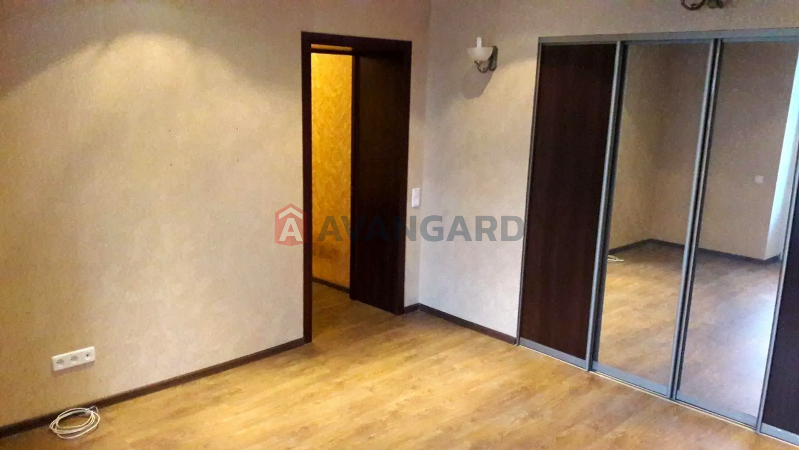 2 кім. квартира, 83.5 /-/19 кв. м., 9/13 поверх фото 1 2 кім. квартира, 83.5 /-/19 кв. м., 9/13 поверх фото 1