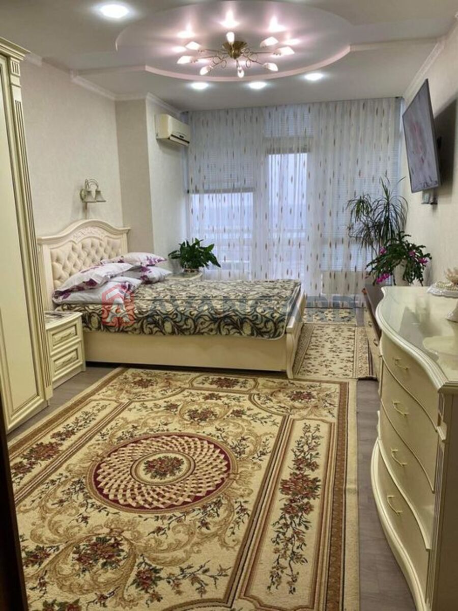 2 кім. квартира, 69/-/12 кв. м., 10/11 поверх фото 1 2 кім. квартира, 69/-/12 кв. м., 10/11 поверх фото 1