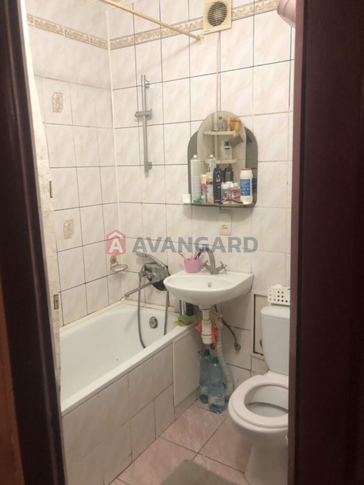 2 кім. квартира, 44/-/5 кв. м., 1/5 поверх фото 3 2 кім. квартира, 44/-/5 кв. м., 1/5 поверх фото 3