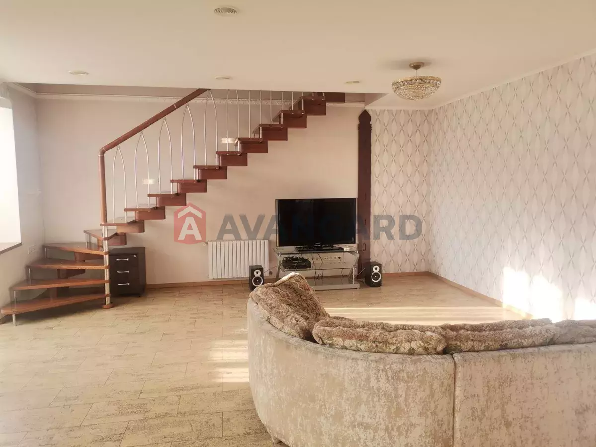 5 комн. квартира, 230/-/- кв. м., 10/11 этаж фото 1 5 комн. квартира, 230/-/- кв. м., 10/11 этаж фото 1