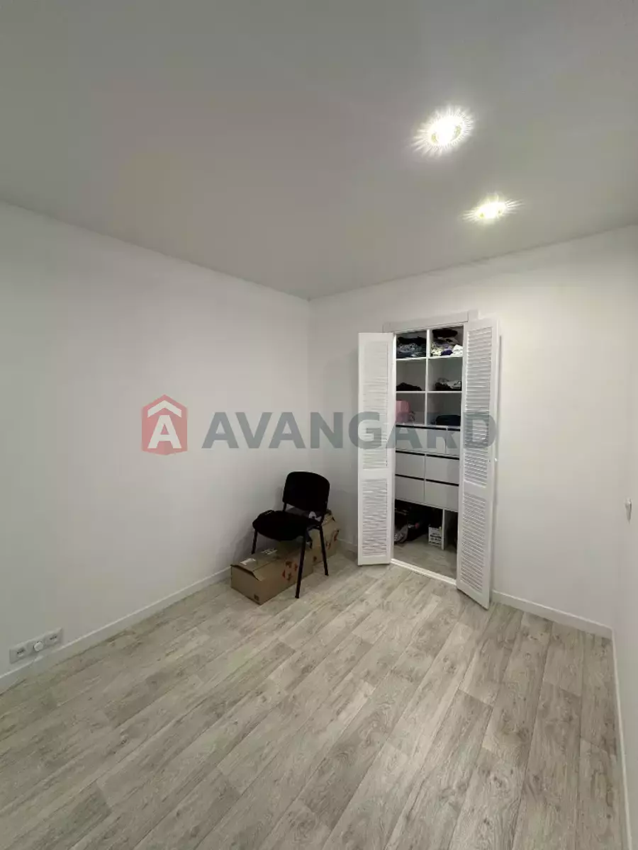 2 кім. квартира, 46/-/- кв. м., 2/5 поверх фото 11 2 кім. квартира, 46/-/- кв. м., 2/5 поверх фото 11