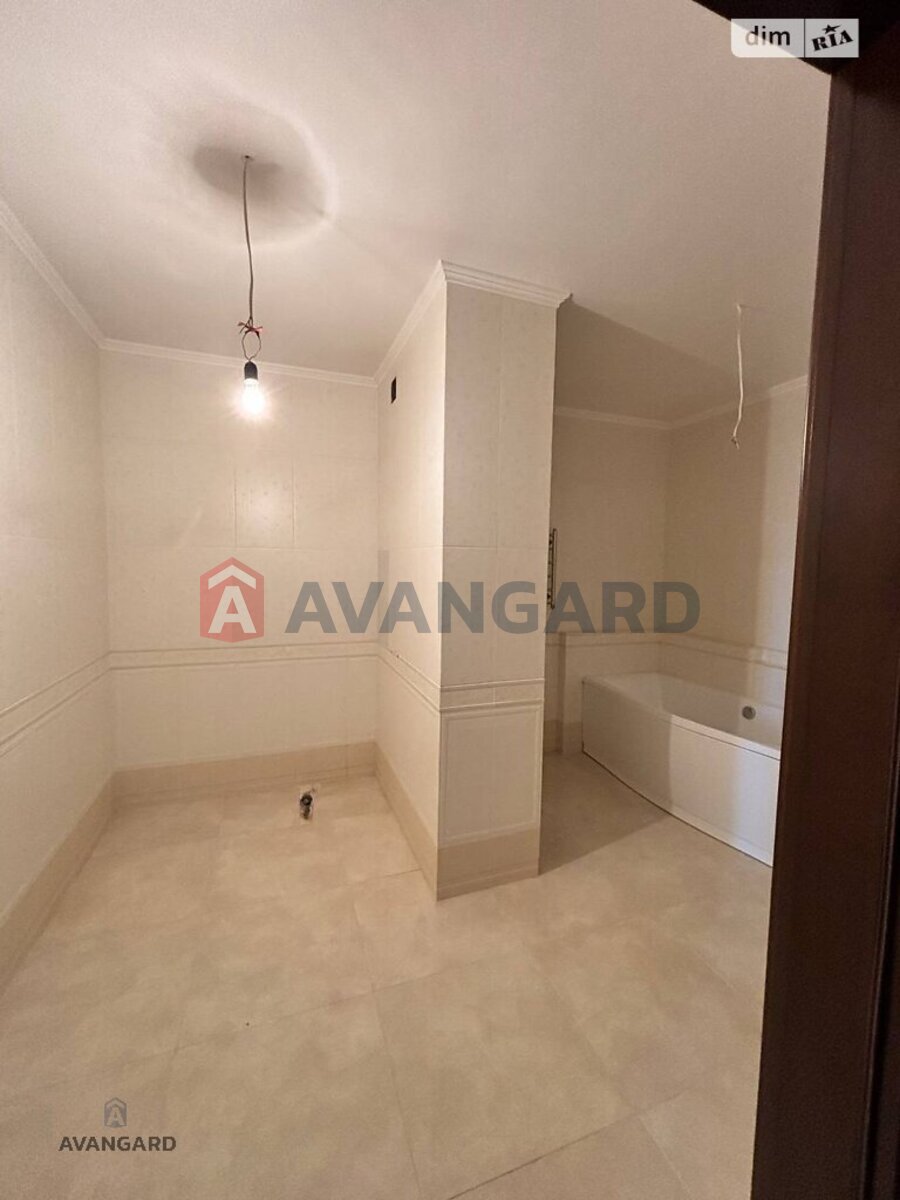 4 кім. квартира, 157/80/16 кв. м., 6/11 поверх фото 20 4 кім. квартира, 157/80/16 кв. м., 6/11 поверх фото 20