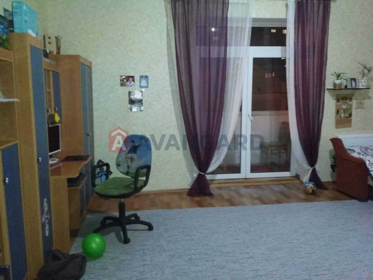 3 комн. квартира, 210/-/25 кв. м., 2/7 этаж фото 9 3 комн. квартира, 210/-/25 кв. м., 2/7 этаж фото 9