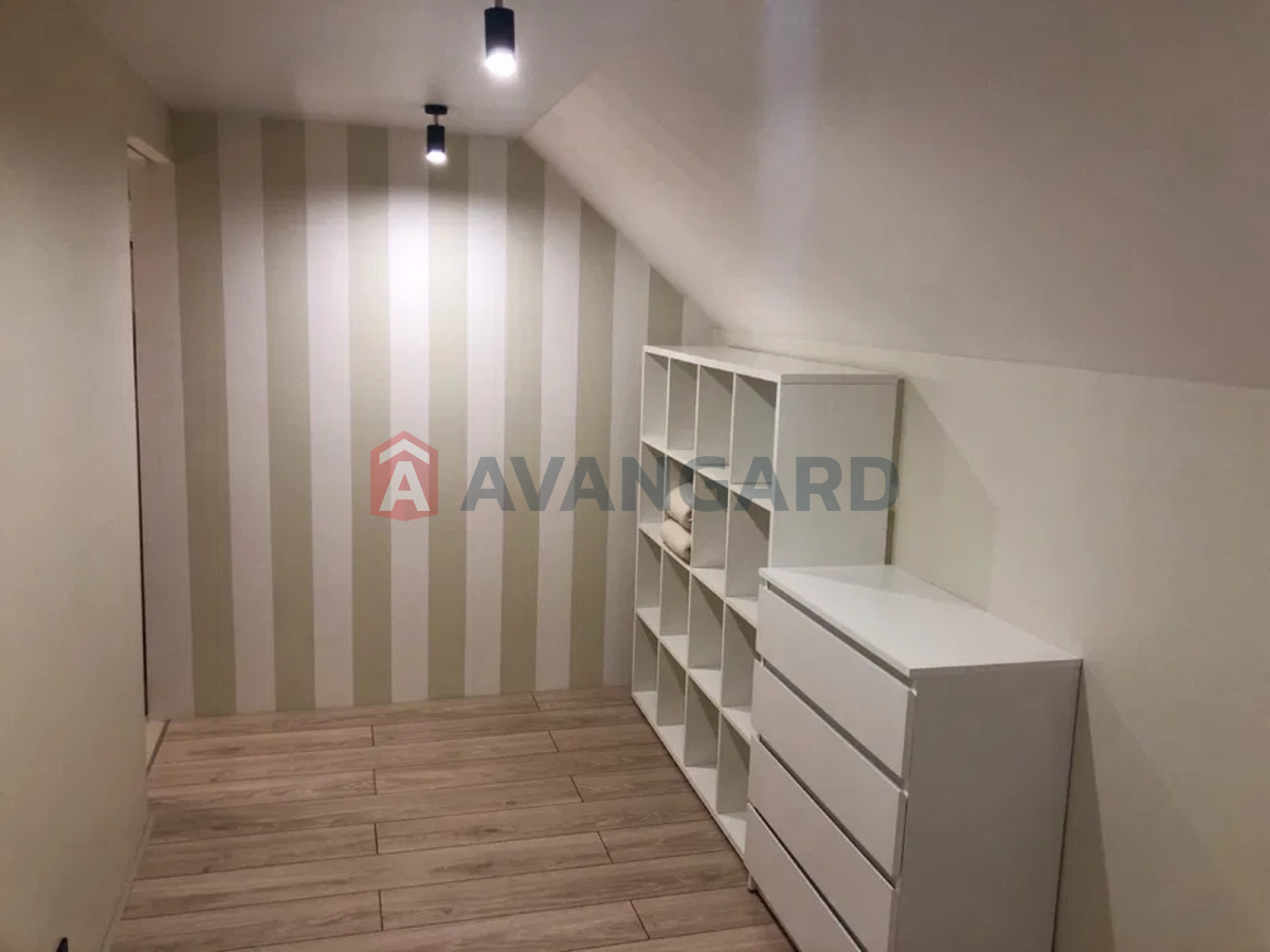 3 комн. квартира, 92/-/20 кв. м., 1/2 этаж фото 20 3 комн. квартира, 92/-/20 кв. м., 1/2 этаж фото 20