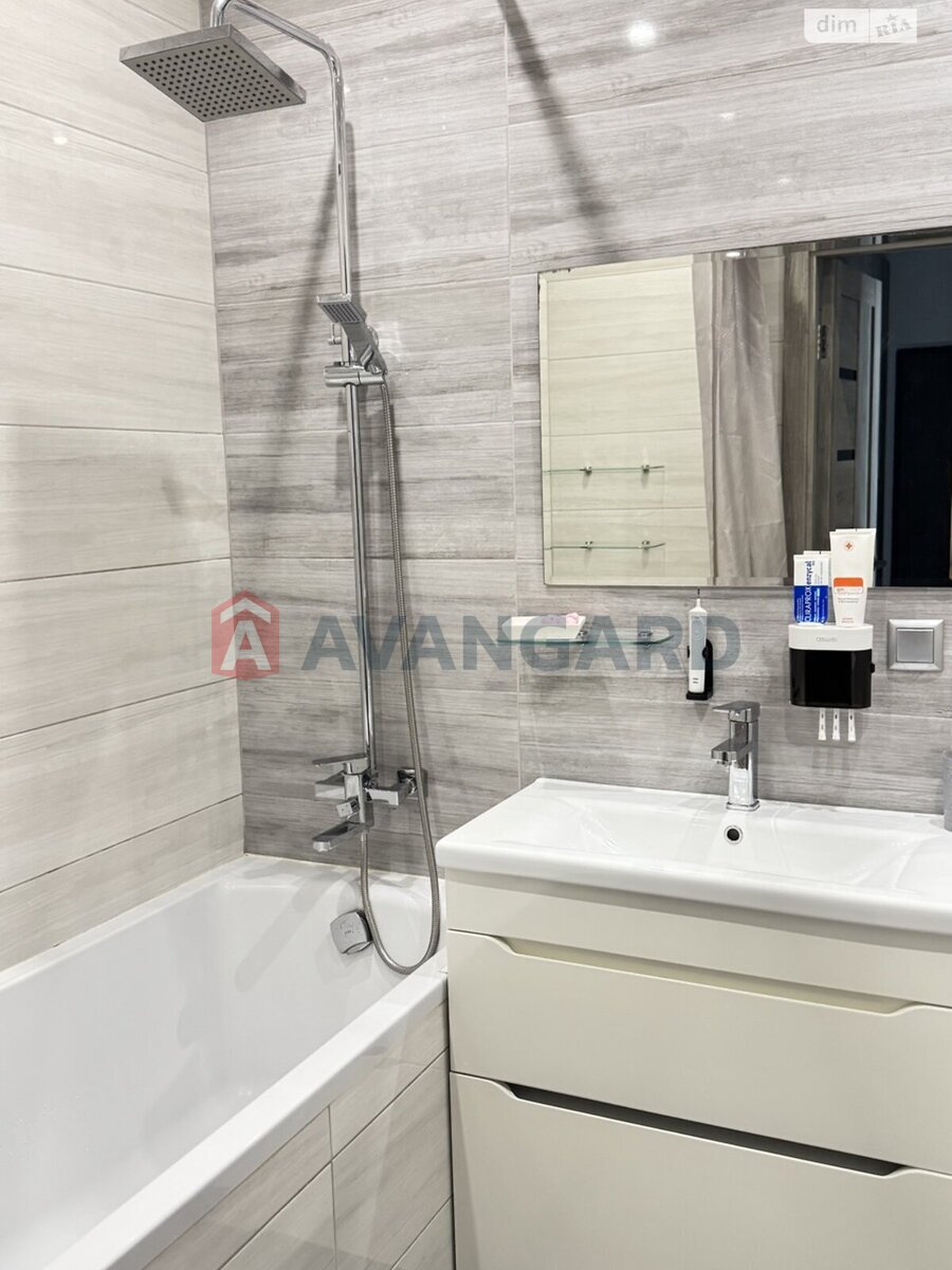 2 кім. квартира, 78/30/25 кв. м., 9/9 поверх фото 19 2 кім. квартира, 78/30/25 кв. м., 9/9 поверх фото 19