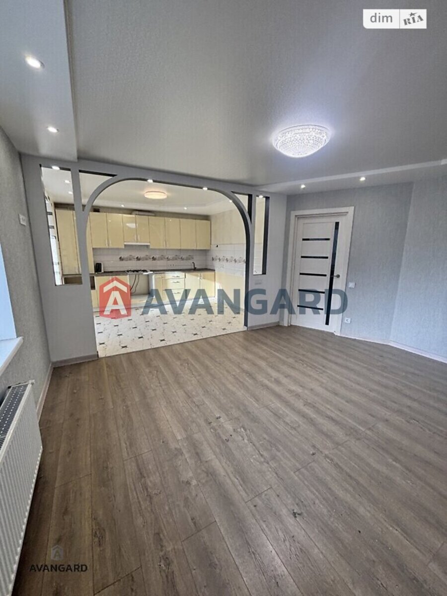 1 кім. квартира, 44/-/15 кв. м., 2/7 поверх фото 4 1 кім. квартира, 44/-/15 кв. м., 2/7 поверх фото 4