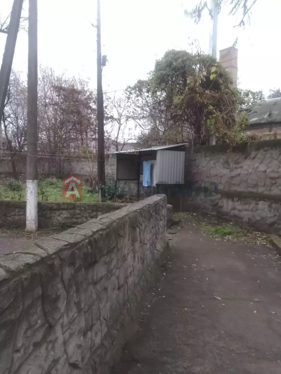 1 кім. квартира, 17/-/2 кв. м., 1/1 поверх фото 3 1 кім. квартира, 17/-/2 кв. м., 1/1 поверх фото 3