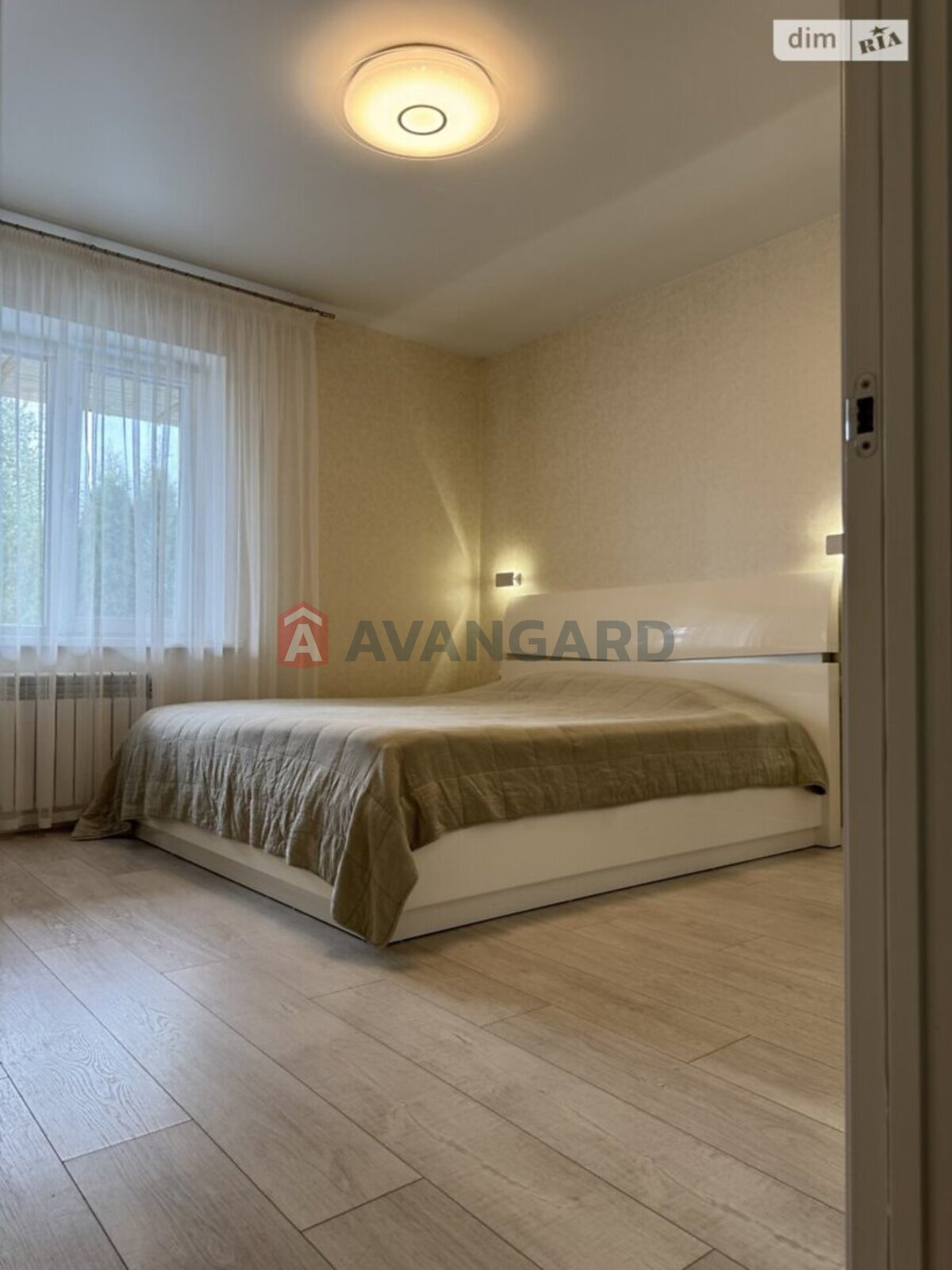 3 кім. квартира, 72/30/8 кв. м., 1/3 поверх фото 2 3 кім. квартира, 72/30/8 кв. м., 1/3 поверх фото 2