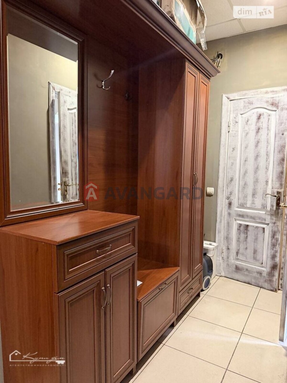 2 комн. квартира, 61/48/7 кв. м., 1/3 этаж фото 17 2 комн. квартира, 61/48/7 кв. м., 1/3 этаж фото 17