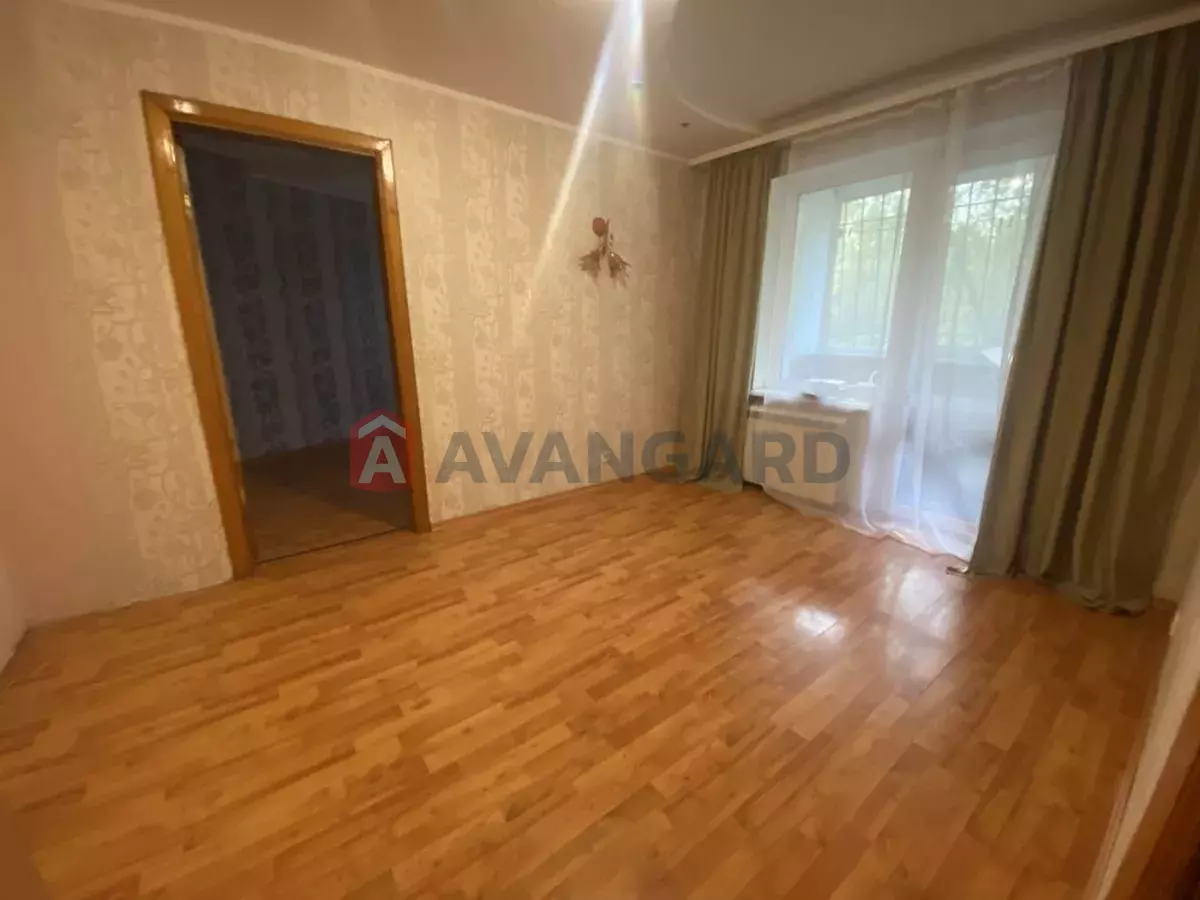 5 комн. квартира, 93/-/10 кв. м., 1/9 этаж фото 1 5 комн. квартира, 93/-/10 кв. м., 1/9 этаж фото 1