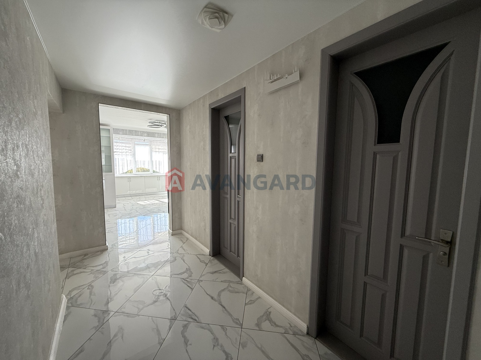 3 кім. квартира, 106/-/19 кв. м., 7/10 поверх фото 7 3 кім. квартира, 106/-/19 кв. м., 7/10 поверх фото 7