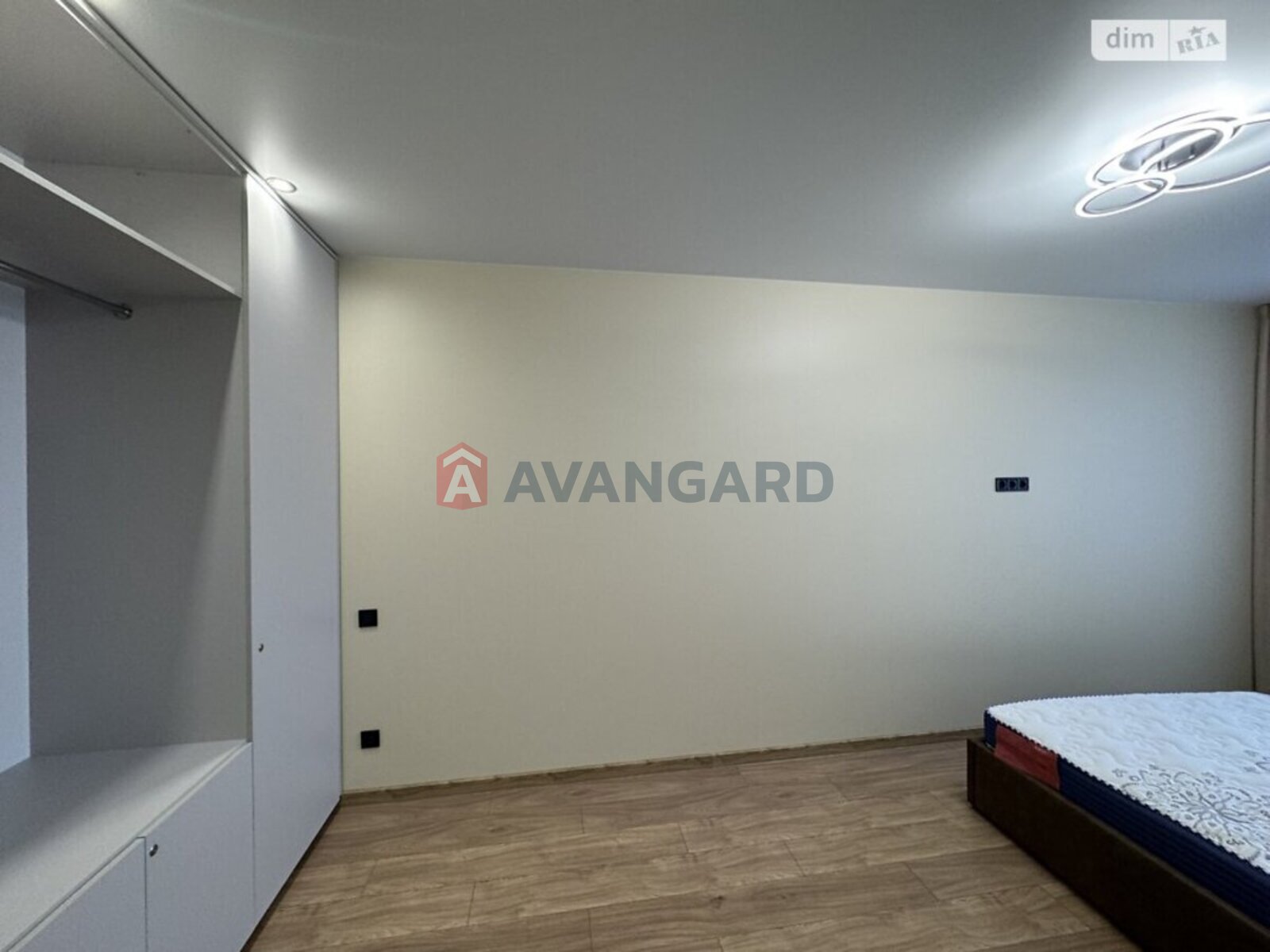 1 кім. квартира, 47/17/19 кв. м., 6/10 поверх фото 8 1 кім. квартира, 47/17/19 кв. м., 6/10 поверх фото 8