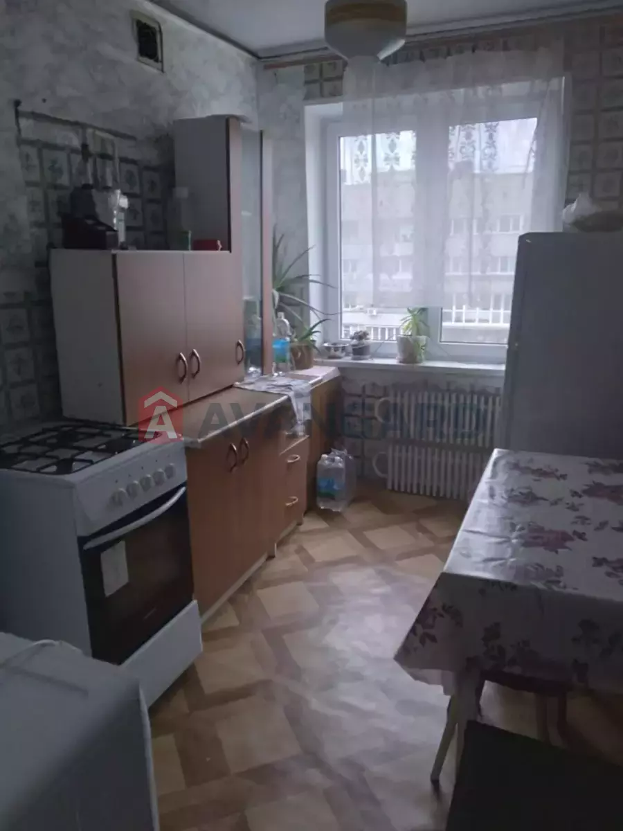 3 кім. квартира, 57/55/7 кв. м., 9/9 поверх фото 1 3 кім. квартира, 57/55/7 кв. м., 9/9 поверх фото 1