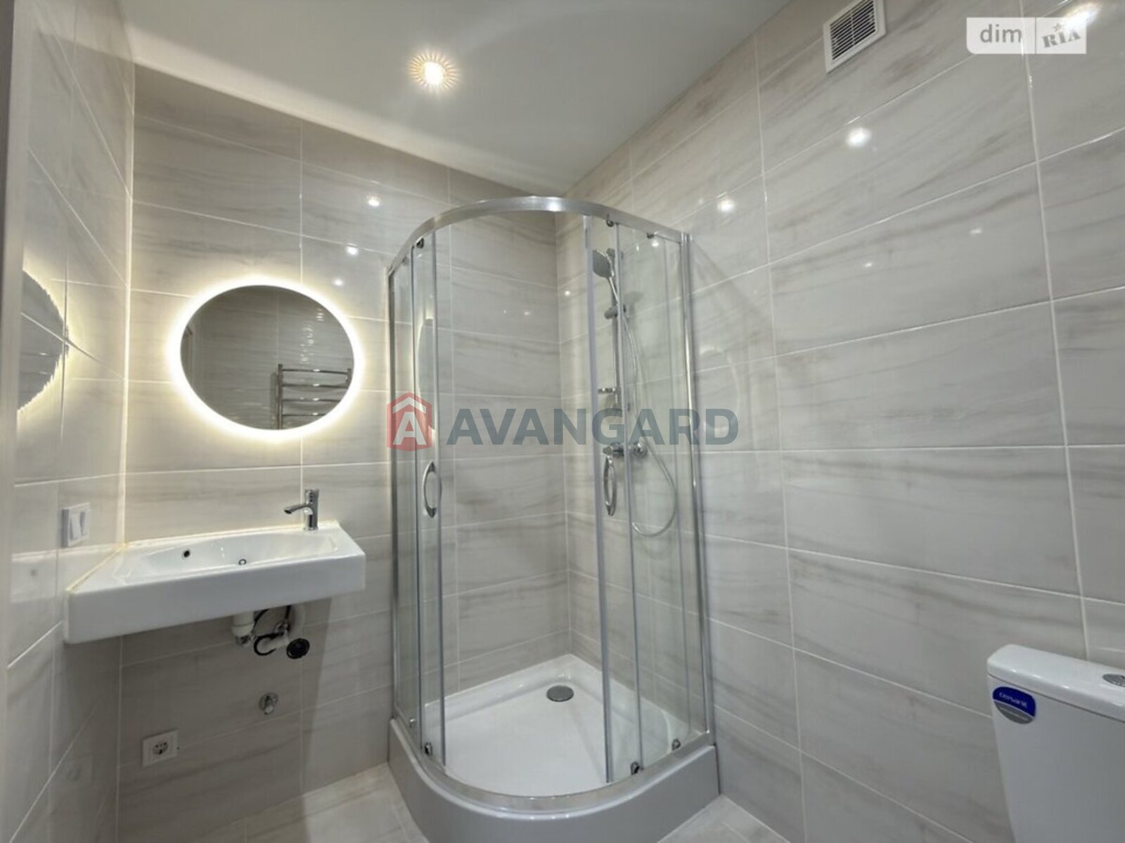 1 кім. квартира, 42/-/19 кв. м., 9/10 поверх фото 1 1 кім. квартира, 42/-/19 кв. м., 9/10 поверх фото 1