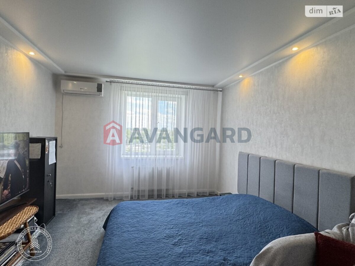 4 кім. квартира, 123/-/- кв. м., 4/5 поверх фото 7 4 кім. квартира, 123/-/- кв. м., 4/5 поверх фото 7